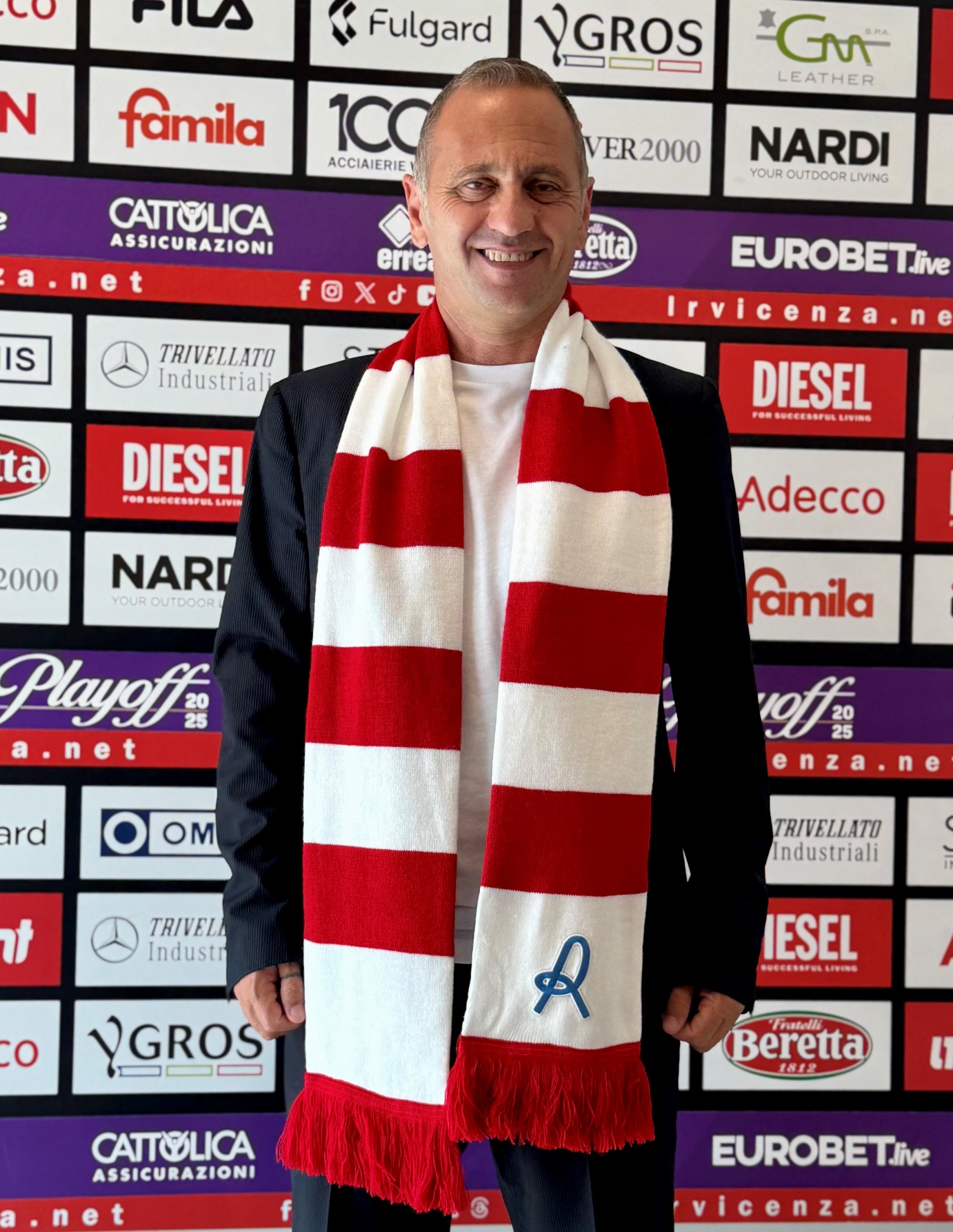 Locandina di LR Vicenza - Carrarese